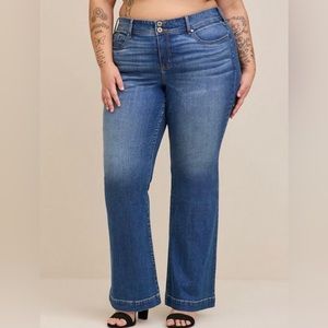 TORRID Flare Vintage Stretch Mid-Rise Jean